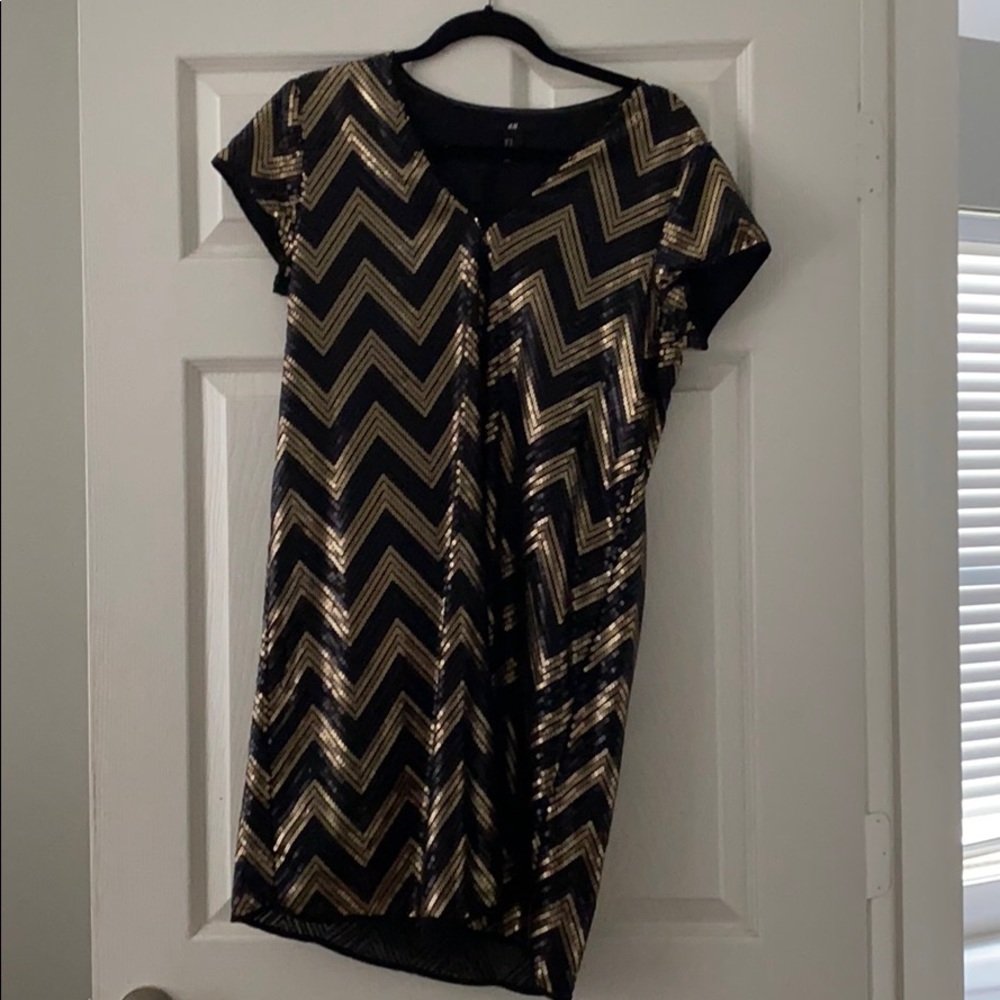 SEQUIN DRESS PERFECT FOR NYE